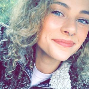 Meet your Posher, Jenn